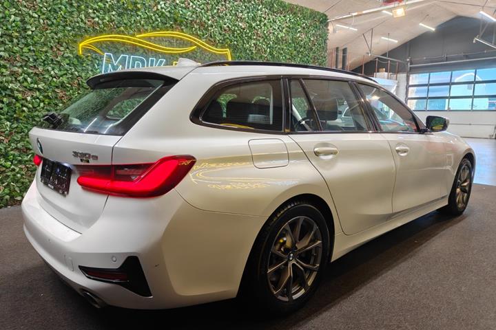 undefined BMW 330e fra 2021