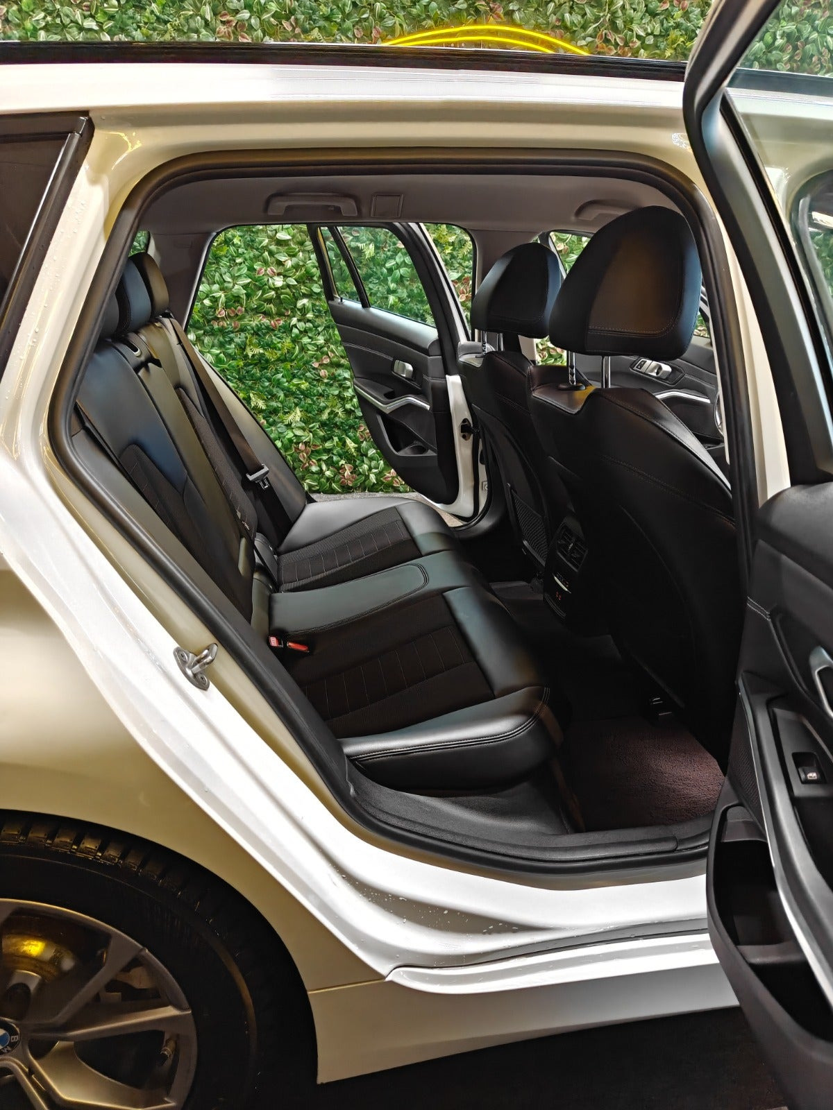 undefined BMW 330e fra 2021