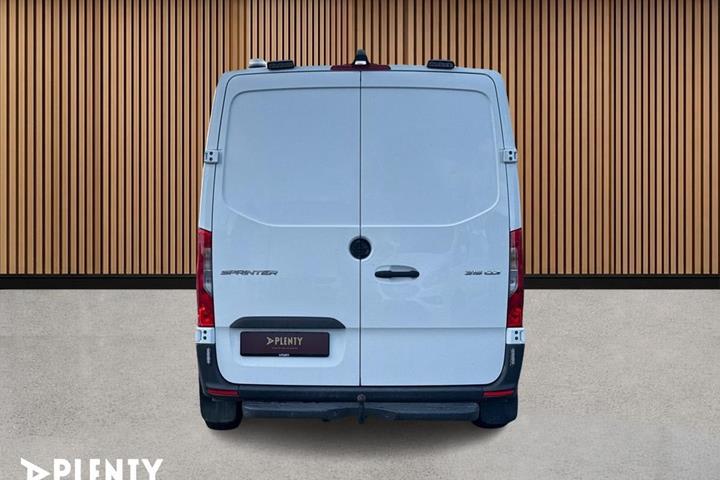 Hvid Mercedes Sprinter 315 fra 2023