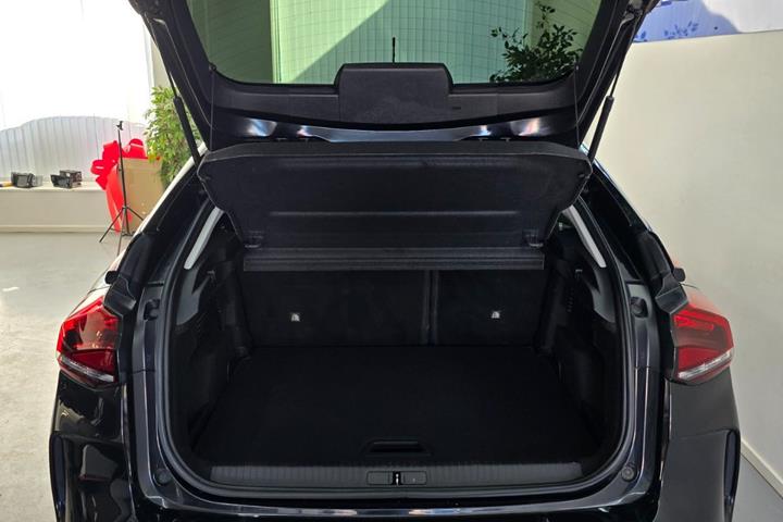 Sort Citroën C4 fra 2021