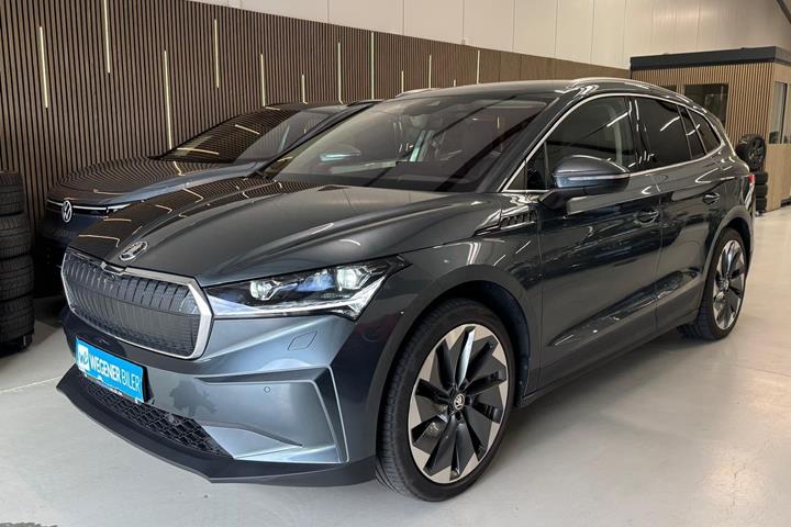 Grå Skoda Enyaq fra 2021