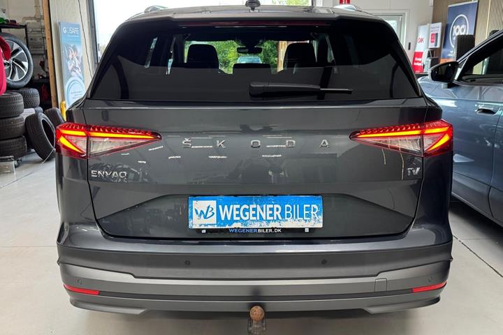 Grå Skoda Enyaq fra 2021