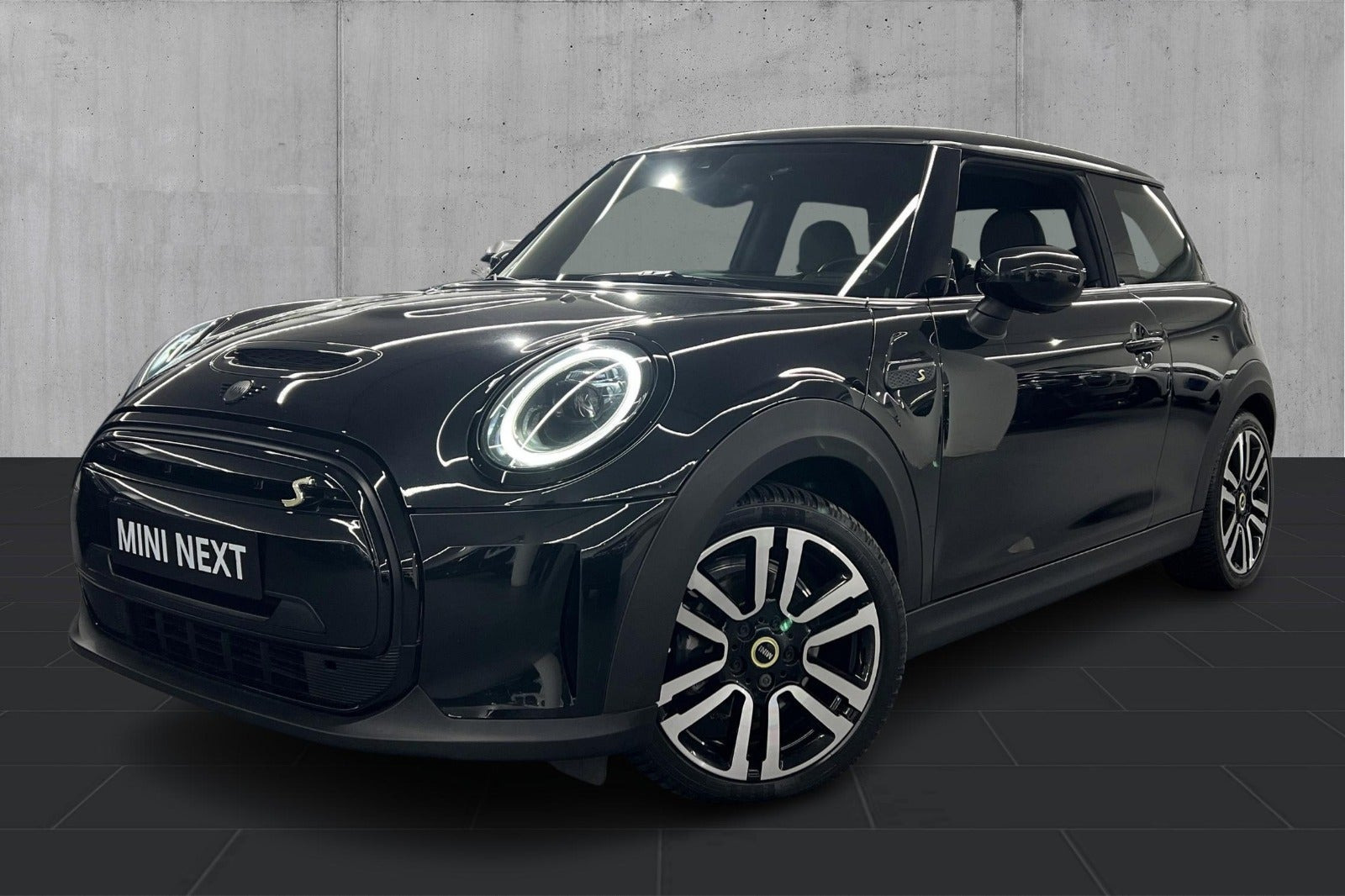 Mini Cooper SE Classic Trim