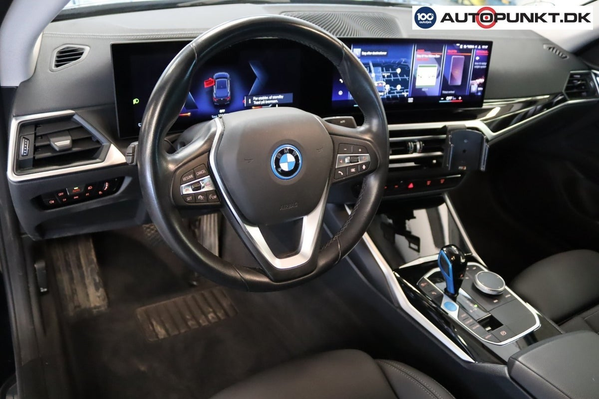 Sort BMW i4 fra 2023