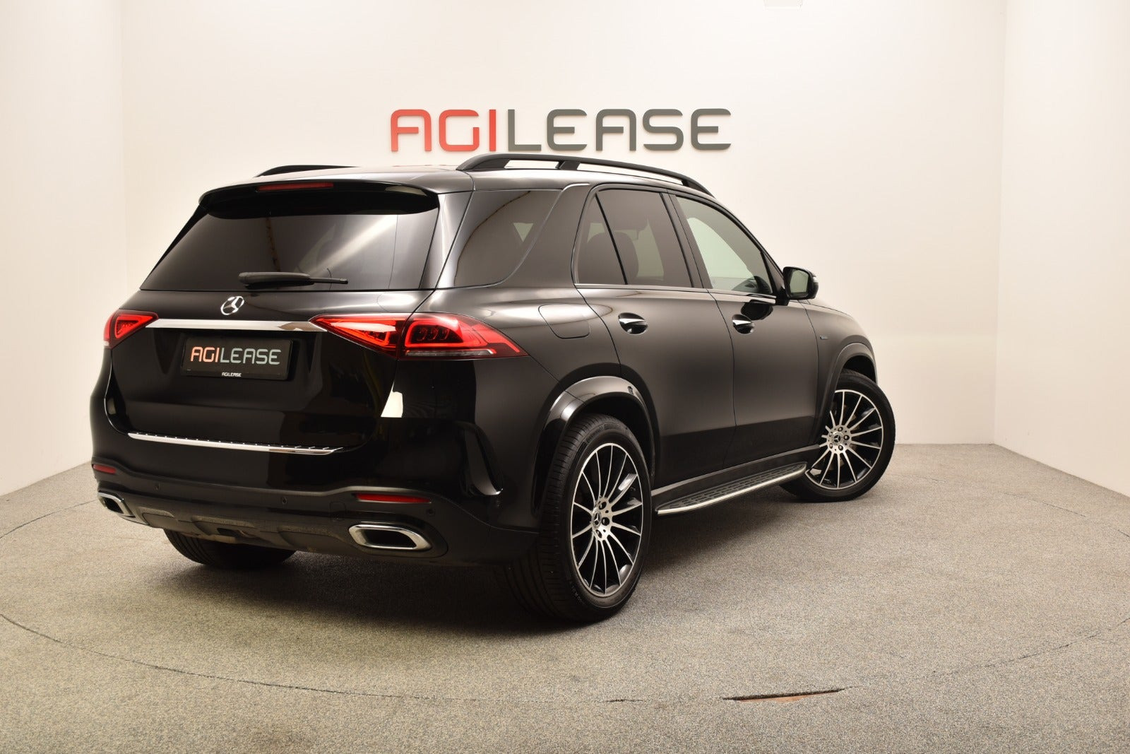 Sort Mercedes GLE350 de fra 2021