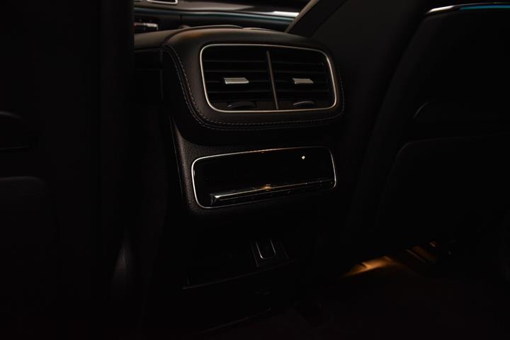 Sort Mercedes GLE350 de fra 2021