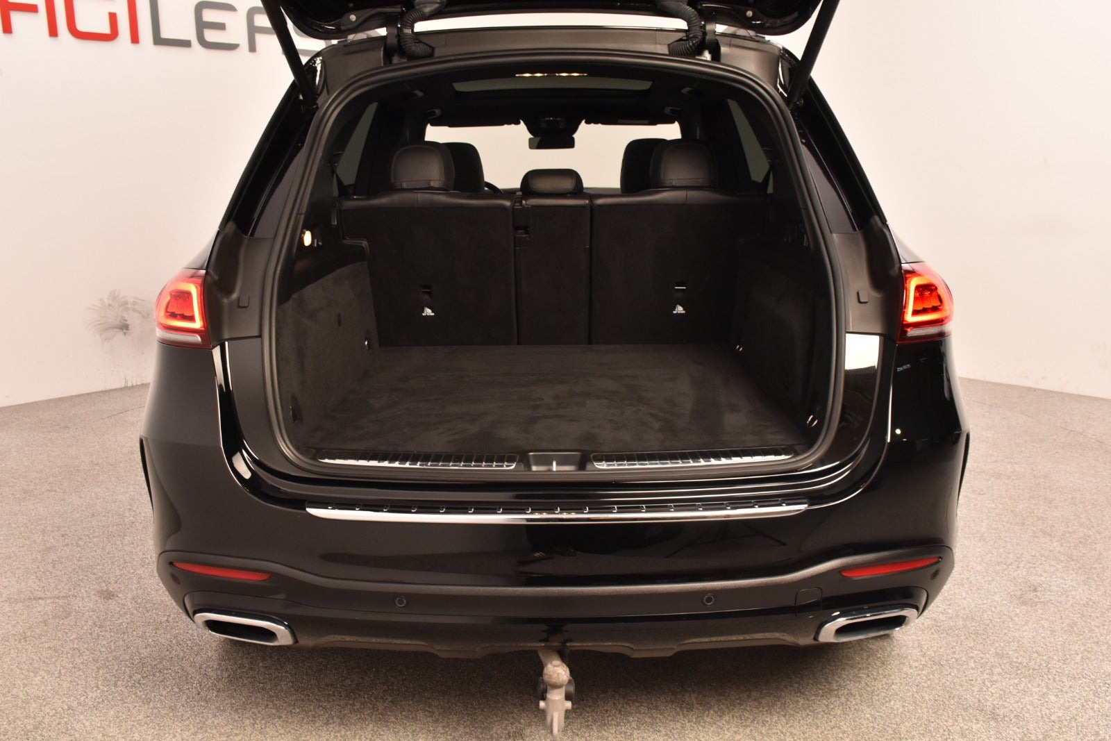 Sort Mercedes GLE350 de fra 2021
