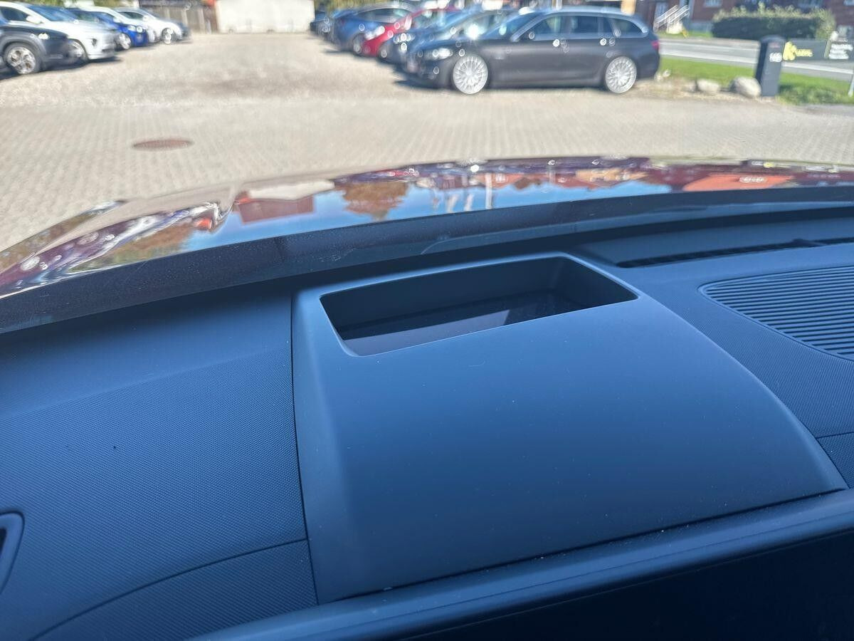 Rød Hyundai Kona fra 2024