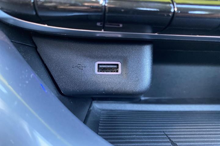 Gul Fiat 500e fra 2023