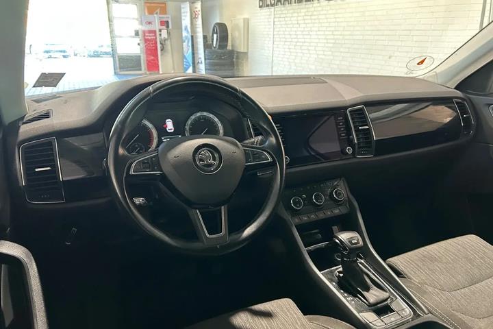 Grå Skoda Kodiaq fra 2018