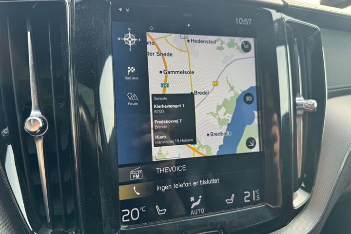 Grå Volvo XC60 fra 2020