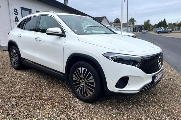 Hvid Mercedes EQA250+ fra 2025