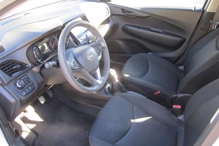 Hvid Opel Karl fra 2016