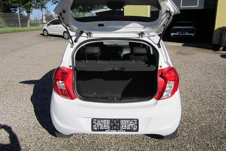 Hvid Opel Karl fra 2016