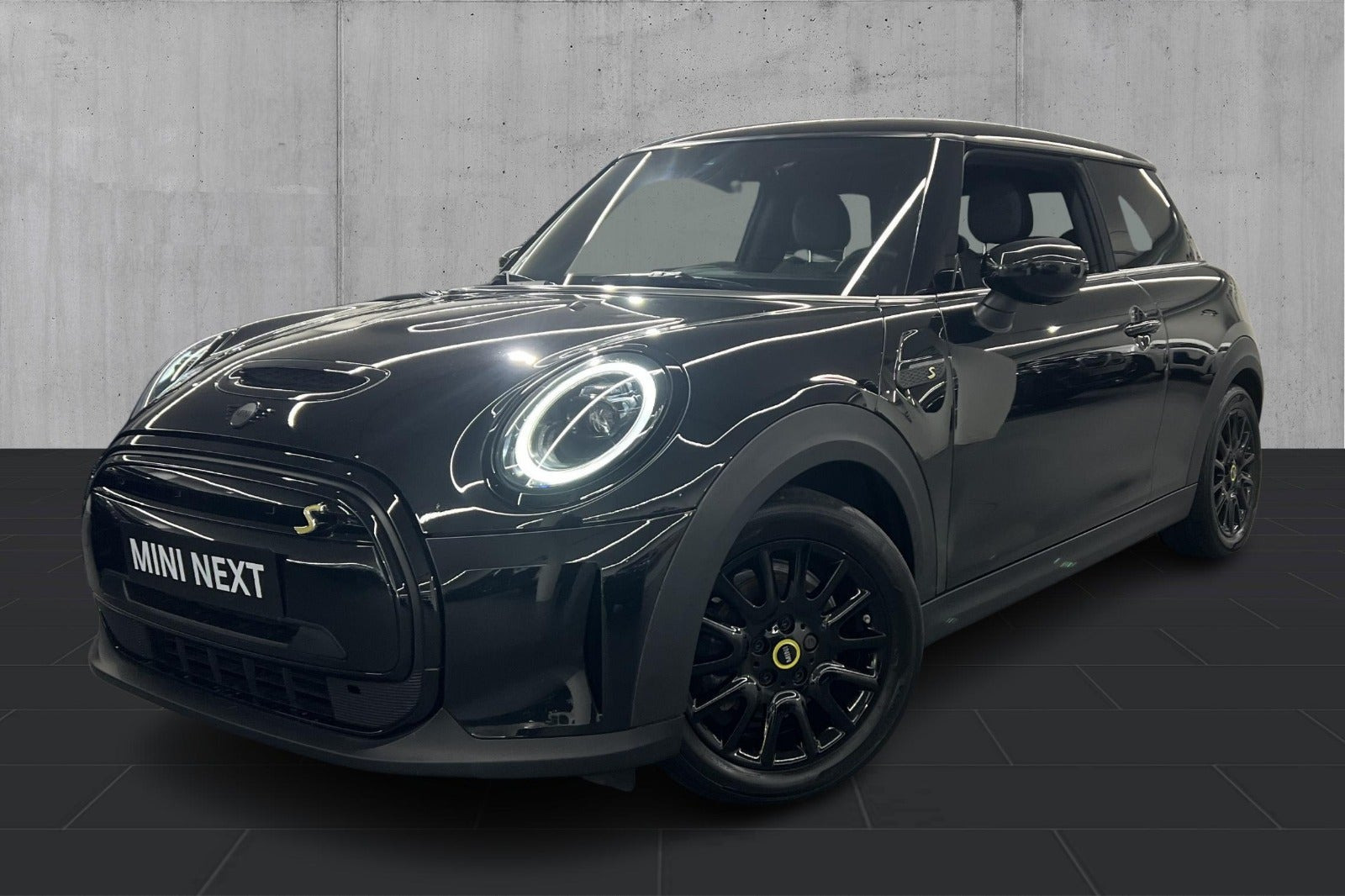 Mini Cooper SE Classic Trim