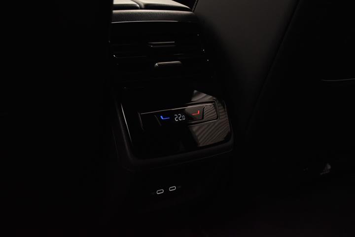 Hvid VW ID.7 fra 2024