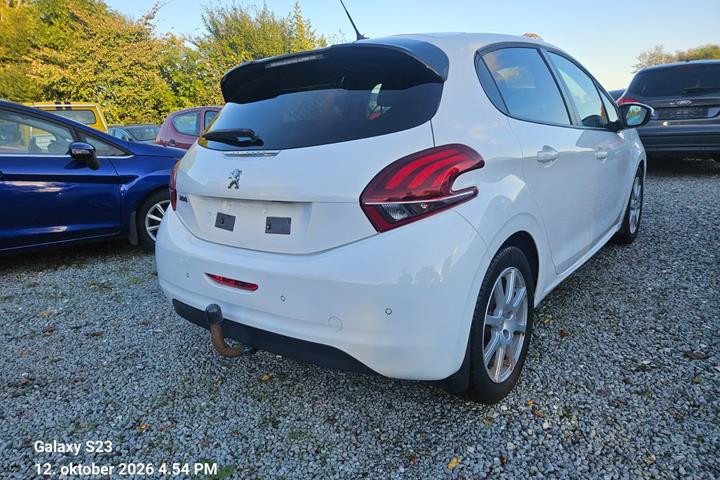 undefined Peugeot 208 fra 2019