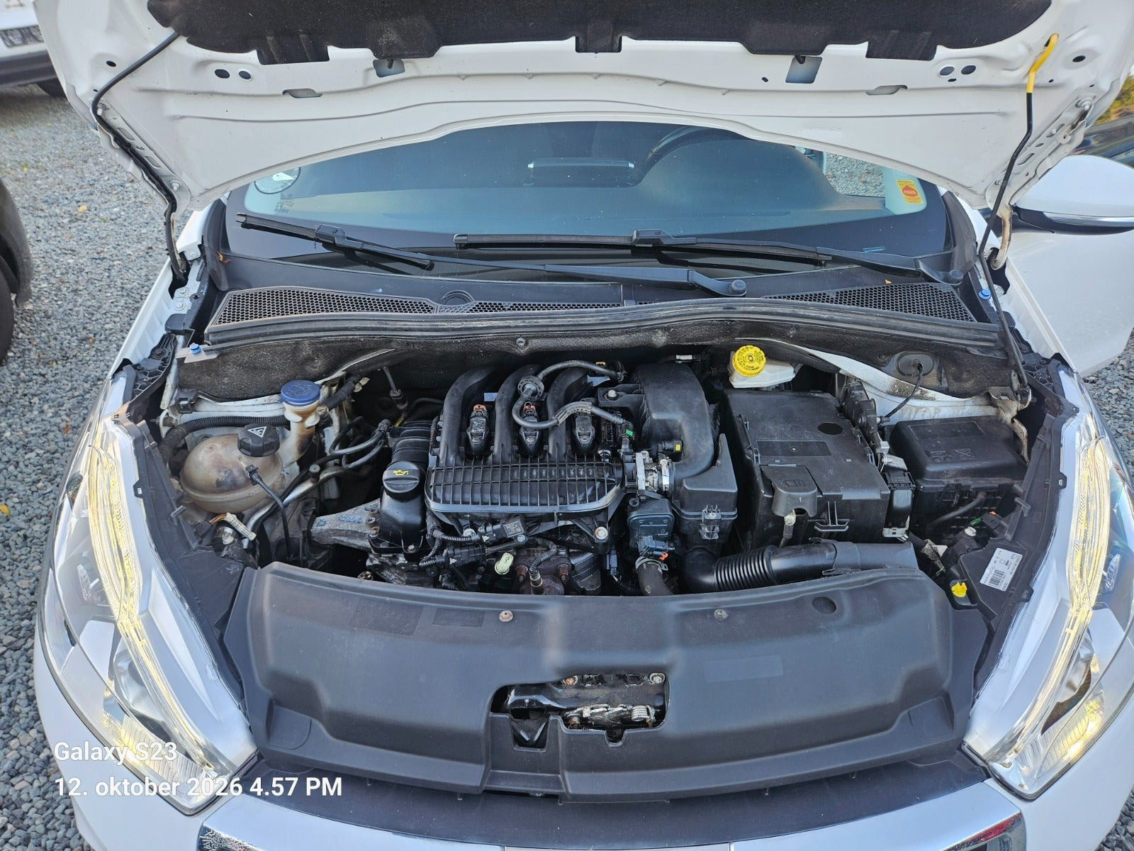 undefined Peugeot 208 fra 2019
