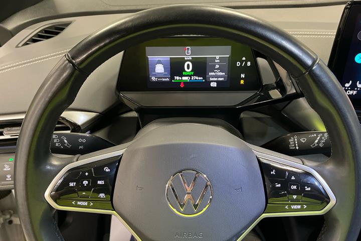 Hvid VW ID.4 fra 2023