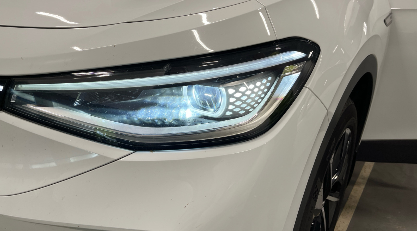 Hvid VW ID.4 fra 2023