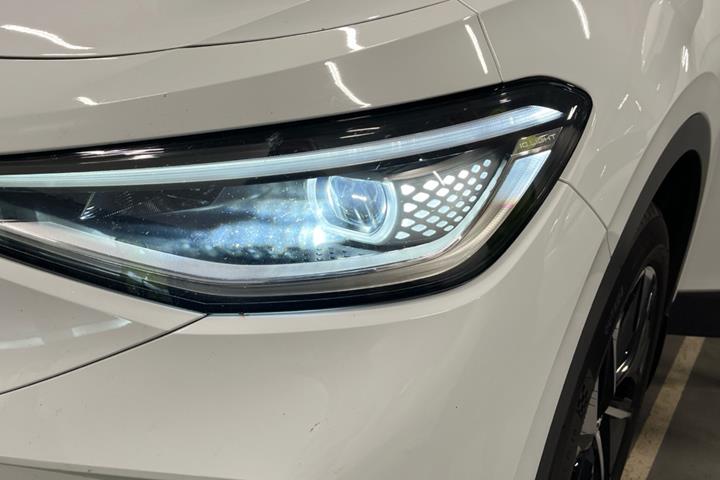 Hvid VW ID.4 fra 2023