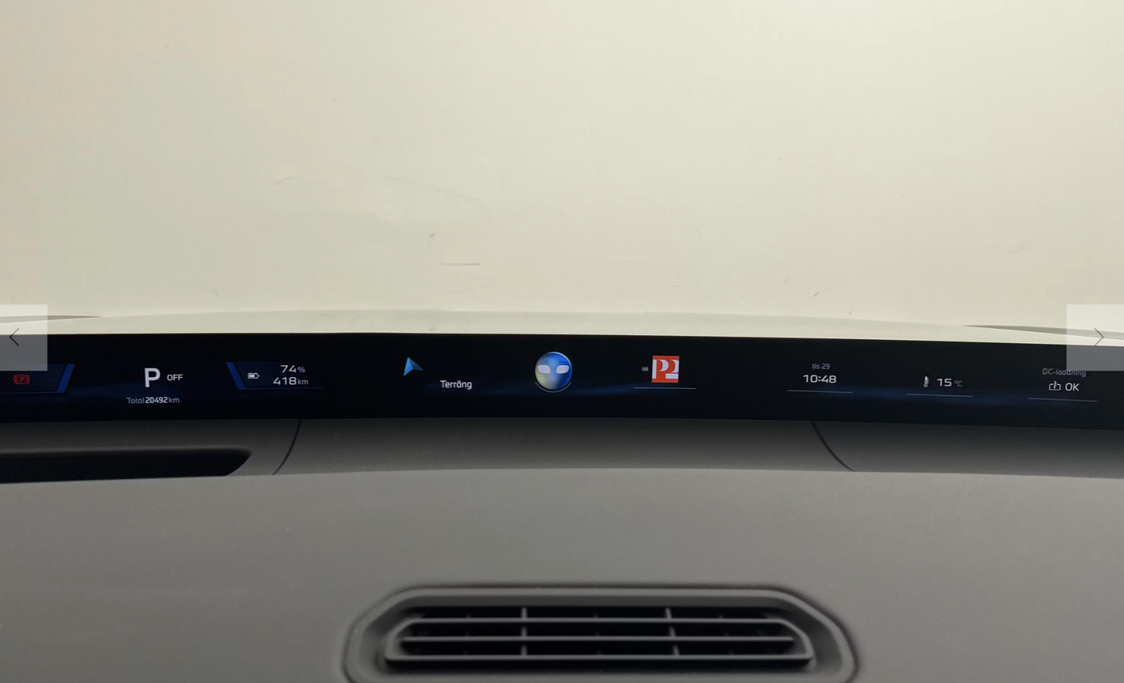 Grå BMW iX3 fra 2026