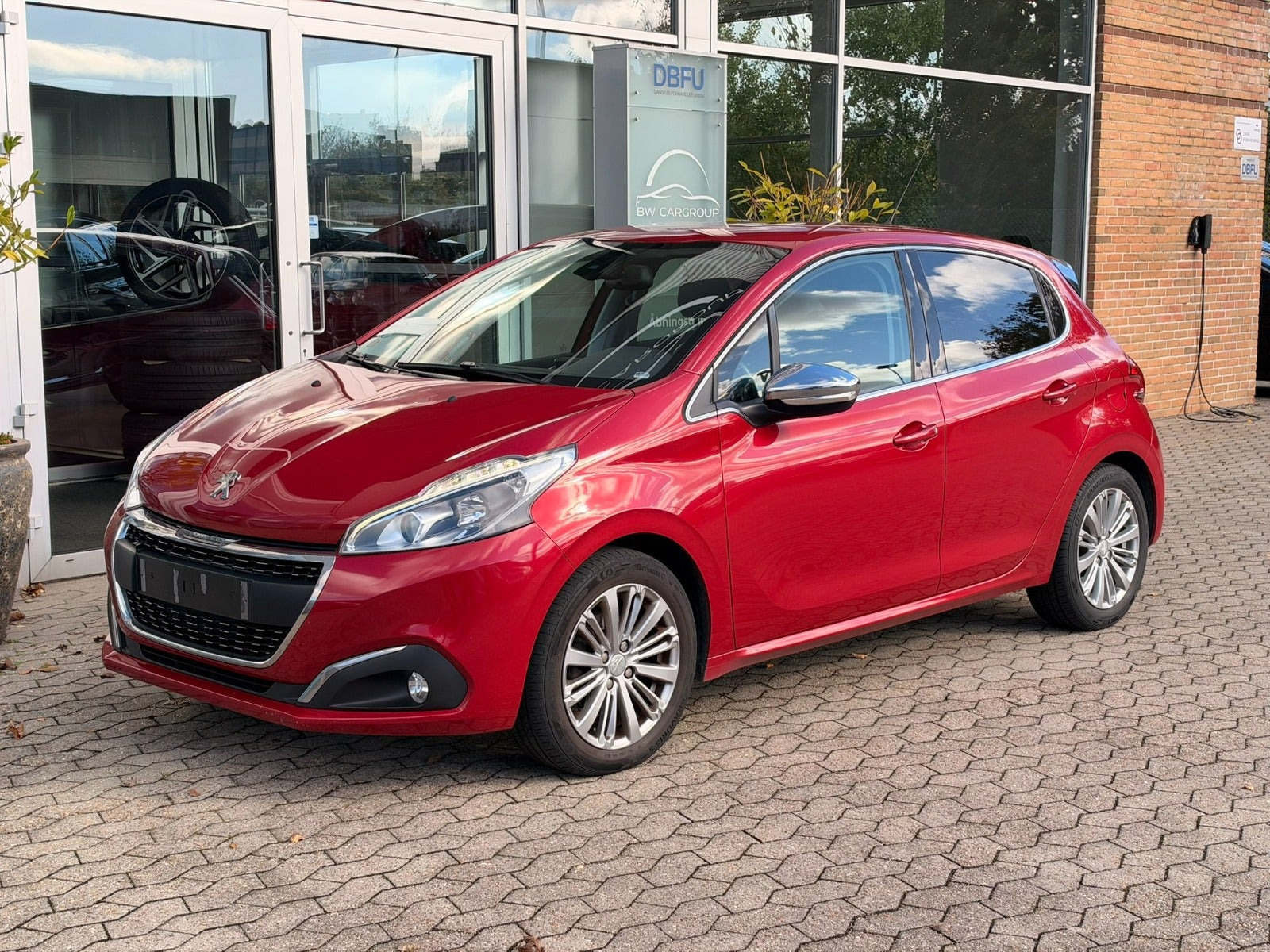 Peugeot 208 1,2 VTi 82 Allure