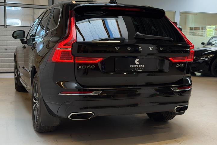 Sort Volvo XC60 fra 2018