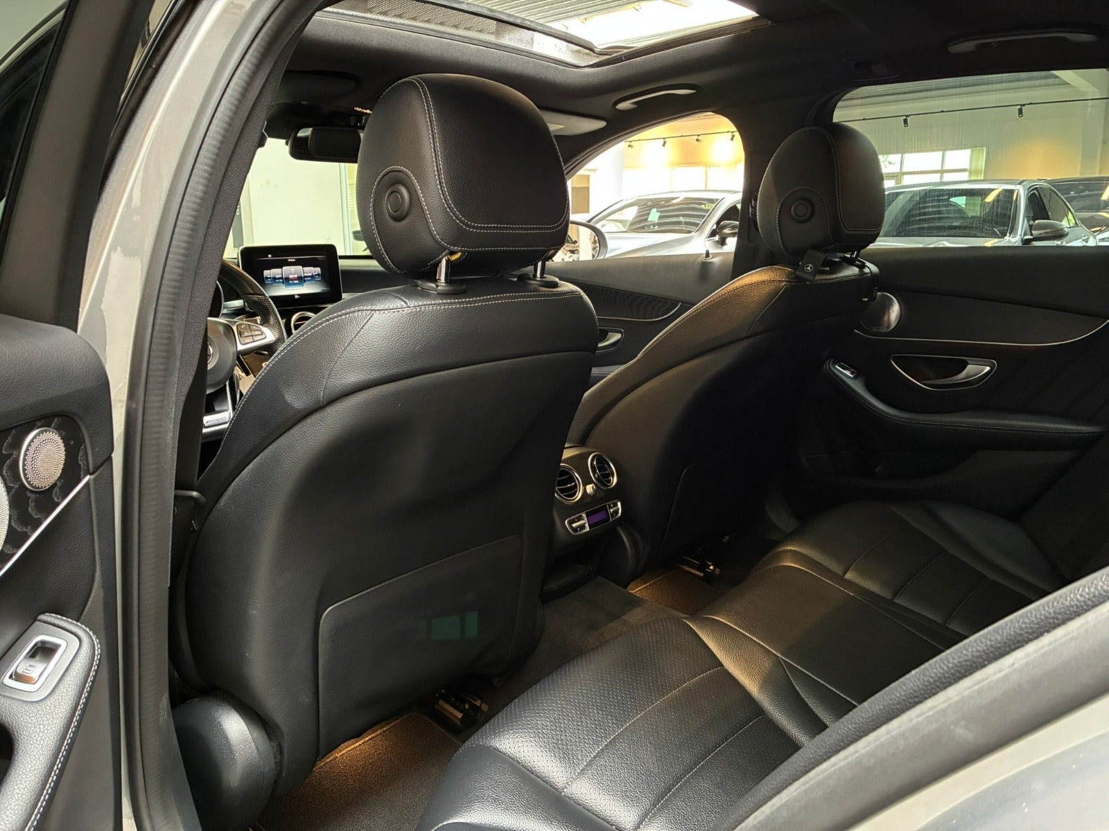 Sølv Mercedes C250 d fra 2016