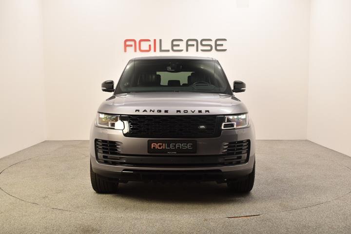 Sølv Land Rover Range Rover fra 2020