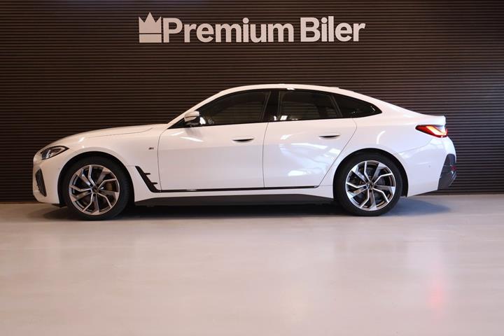 Hvid BMW i4 fra 2024
