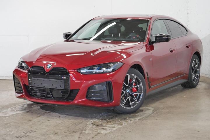 Rød BMW i4 fra 2026