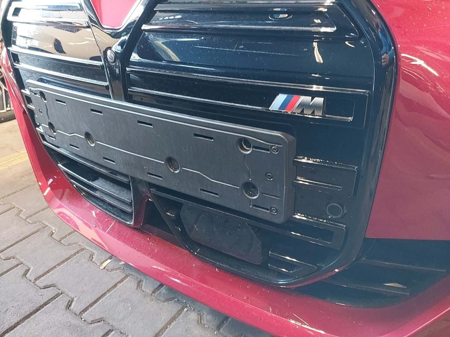 Rød BMW i4 fra 2026