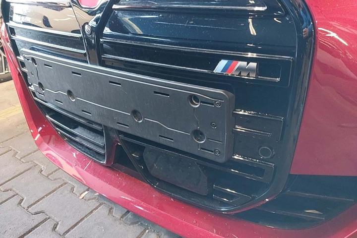 Rød BMW i4 fra 2026