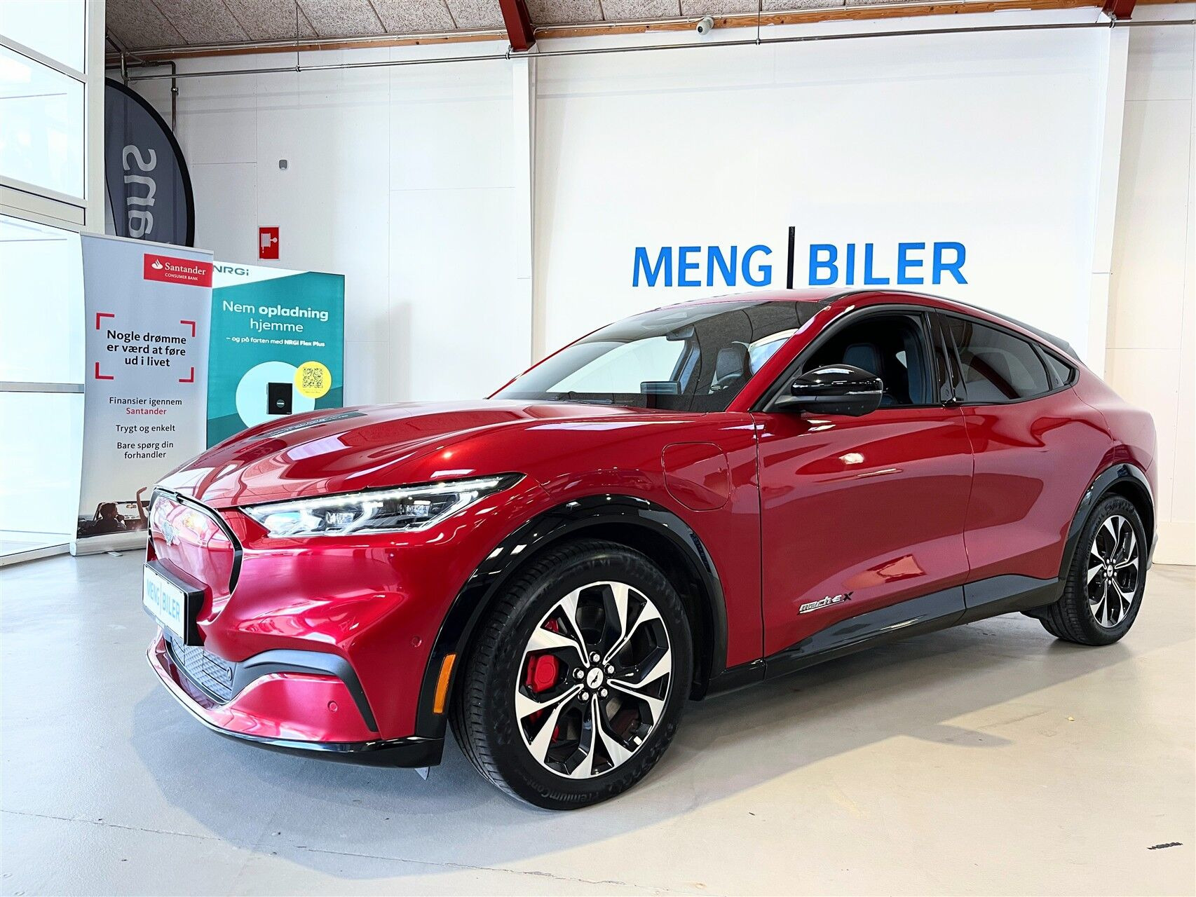 Ford Mustang Mach-E EL UR Premium 294HK 5d Aut.
