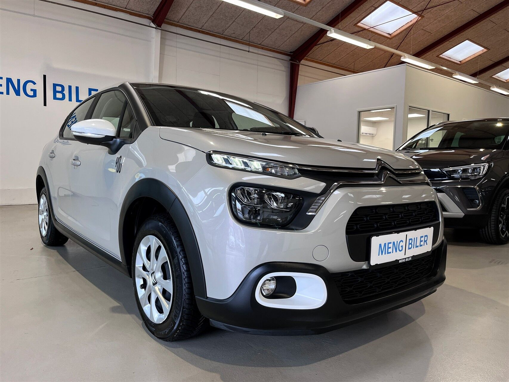 Beige Citroën C3 fra 2023