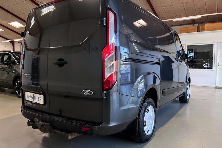 Grå Ford Transit Custom fra 2020
