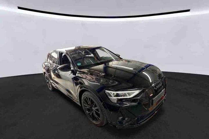 Sort Audi e-tron fra 2022