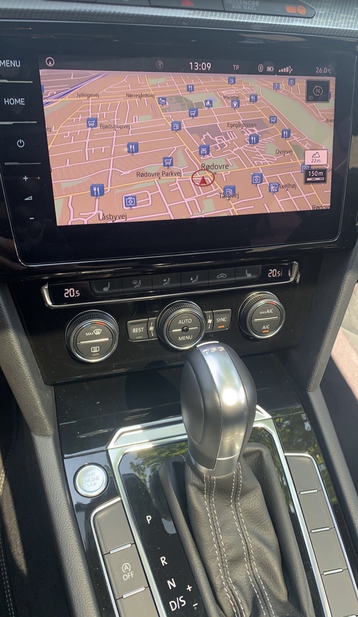 Grå VW Arteon fra 2018