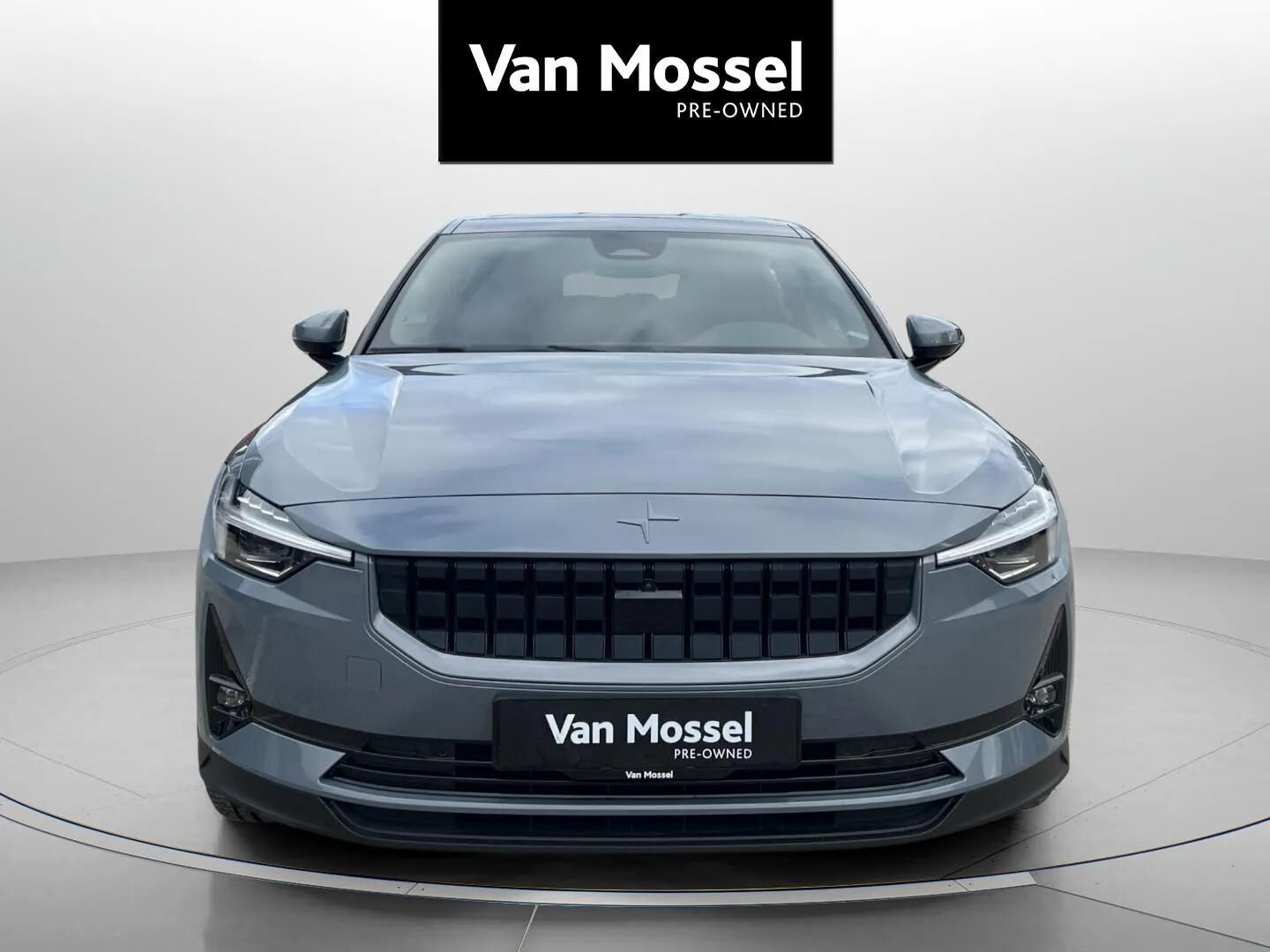 Grå Polestar 2 fra 2022