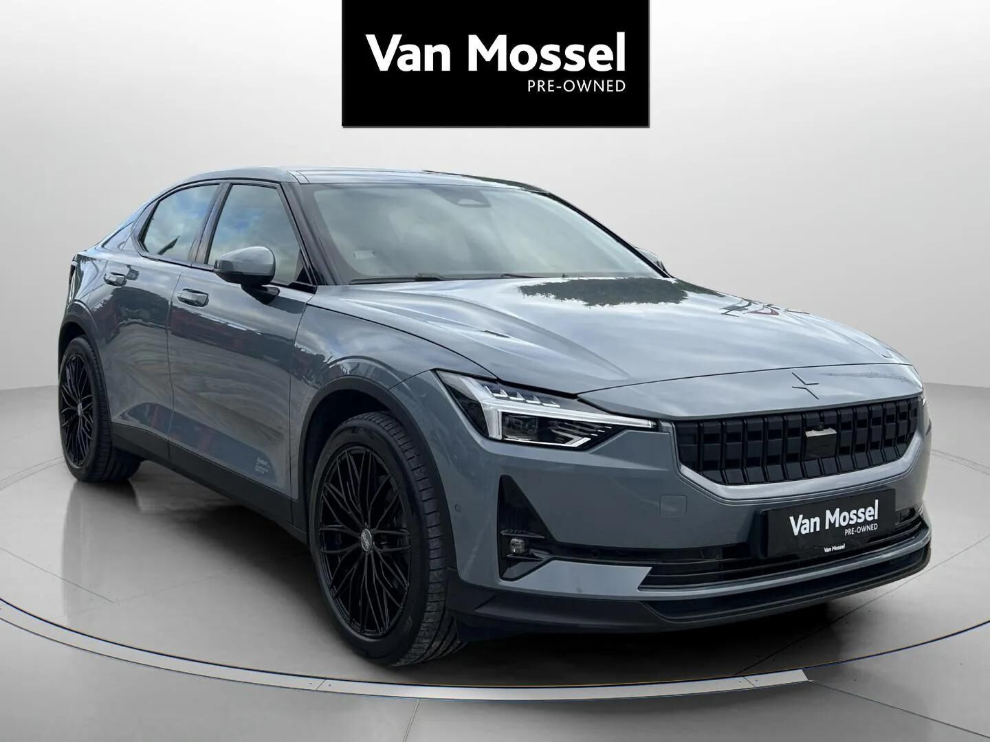 Grå Polestar 2 fra 2022
