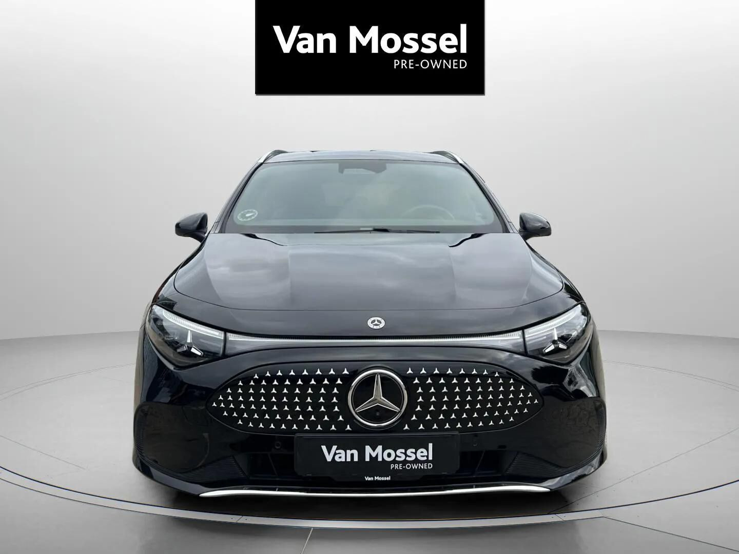 Sort Mercedes CLA250+ fra 2026