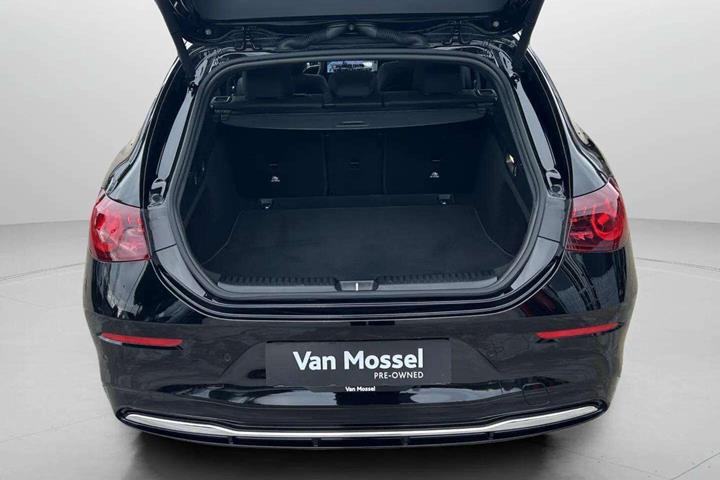 Sort Mercedes CLA250+ fra 2026