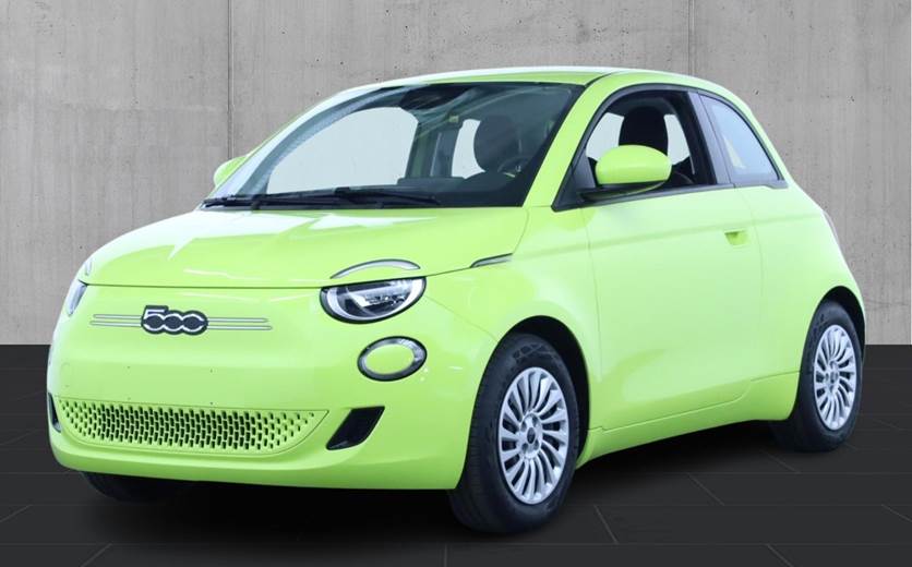 Fiat 500e 24 Action