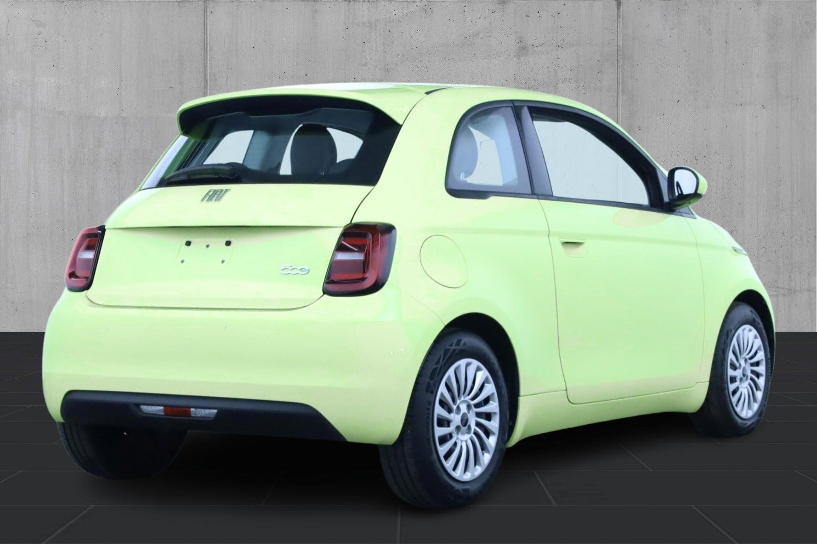 Grøn Fiat 500e fra 2024