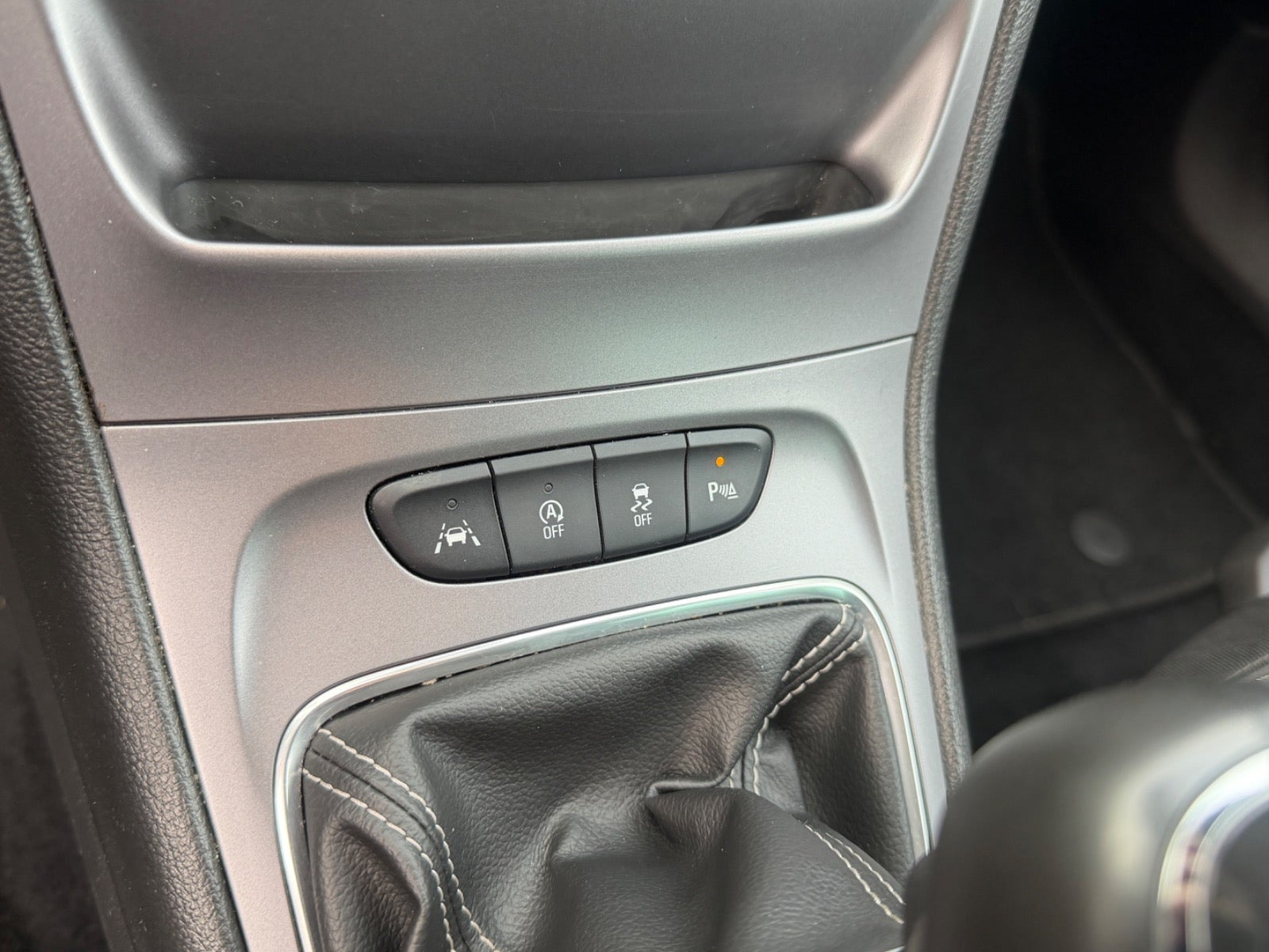 undefined Opel Astra fra 2017