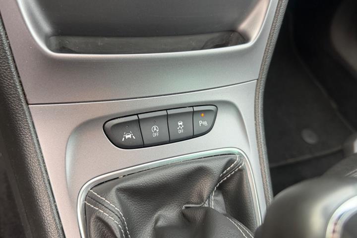 undefined Opel Astra fra 2017