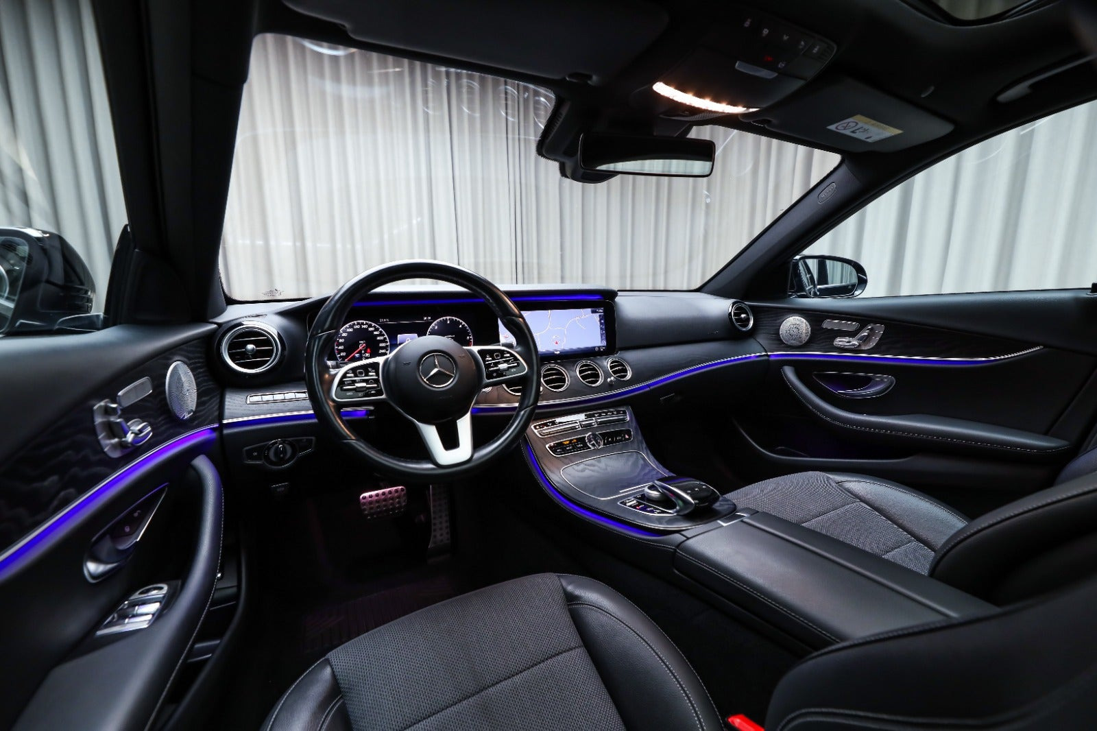 Sort Mercedes E400 d fra 2019