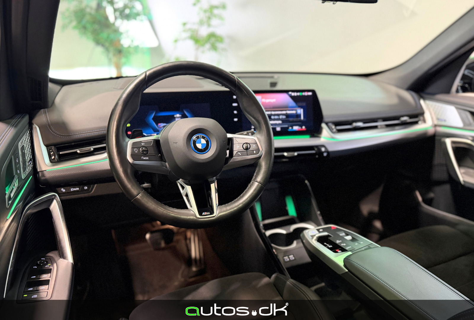 Sort BMW iX1 fra 2023