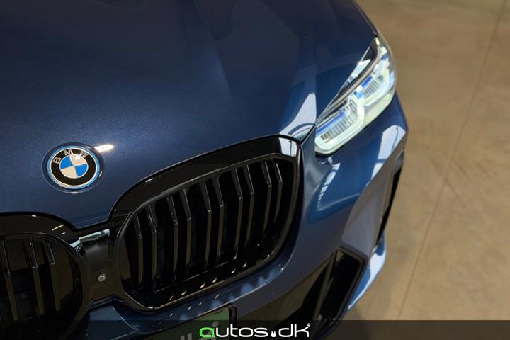 Blå BMW iX3 fra 2022